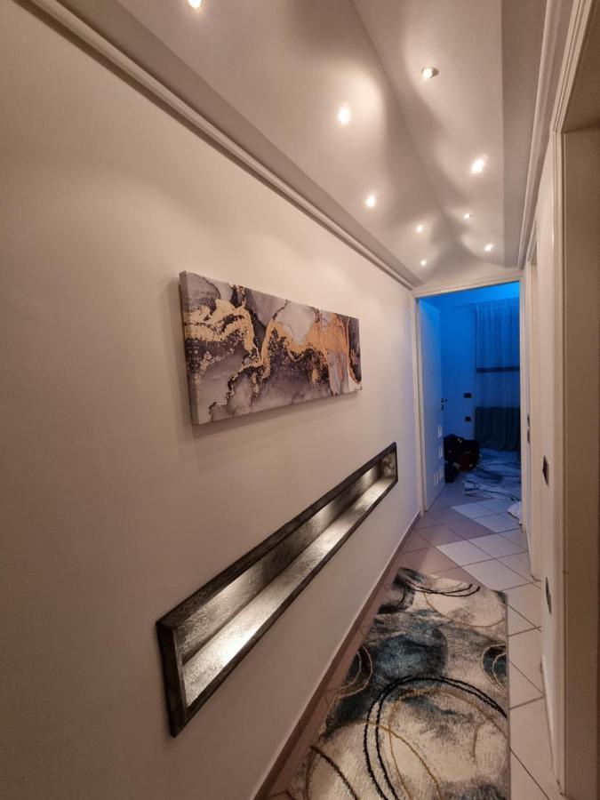 Arman Group Apartment เอเธนส์ ภายนอก รูปภาพ